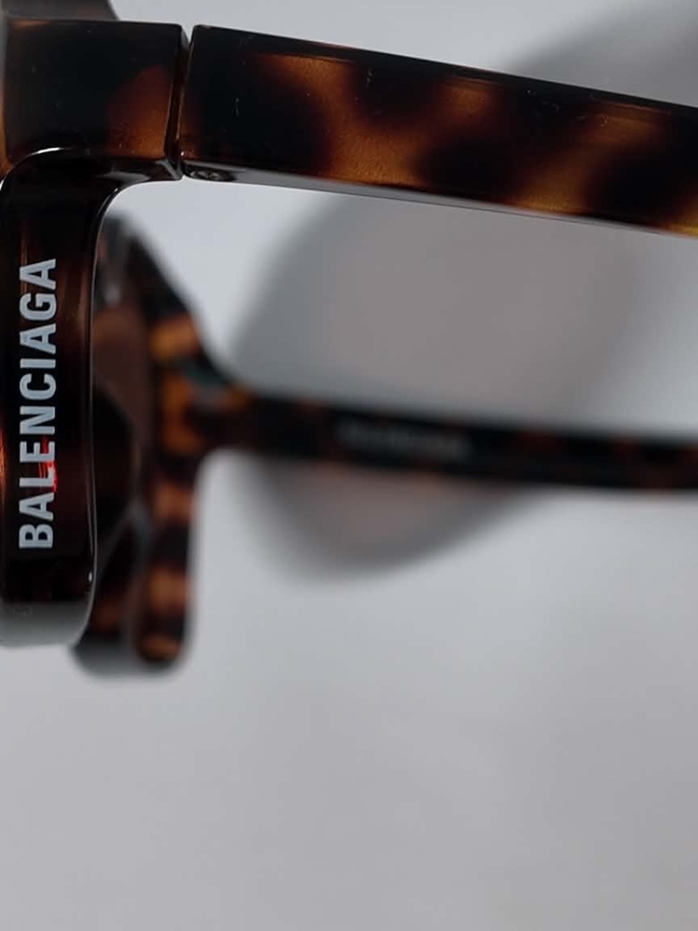 Balenciaga Tortoiseshell Pattern Sunglass Frames - Dark Brown
